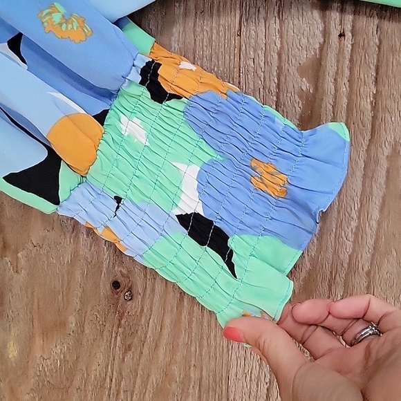 Topshop Size 4 Green and Blue Floral wrap Dress - Picture 3 of 8